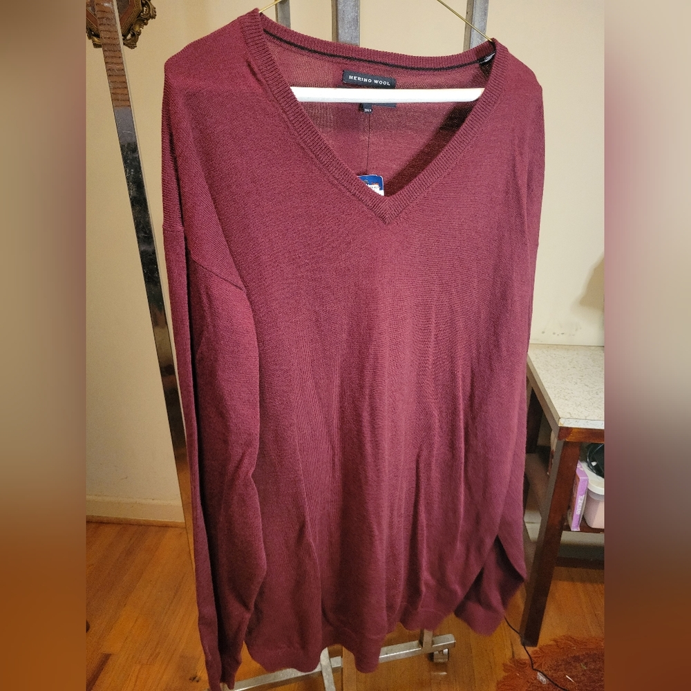 Men's sweater